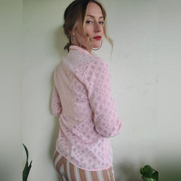 The Carnation Sheer Handmade 60s Button Down S - Picture 14 of 14